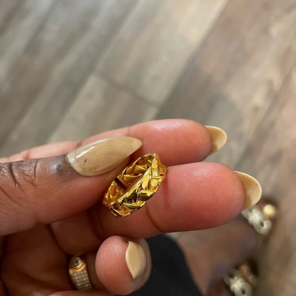 Gold Woven Band Ring - Picture 10 of 15
